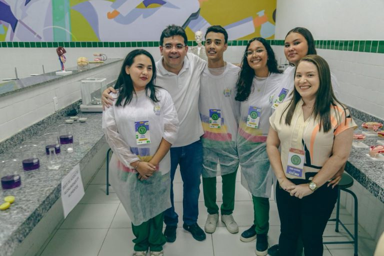 Inauguracao Ceti Osvaldo da Costa e Silva em Floriano